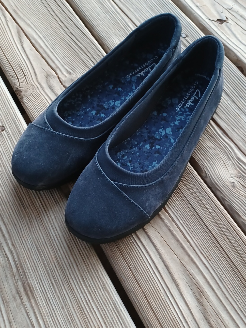 Clarks Women's Breeze Ayla Cloudsteppers Navy